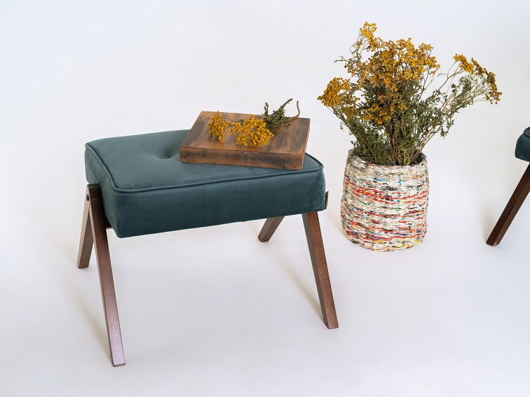 Podnóżek Vinc 58x42x44 Borówka Amerykańska/Orzech