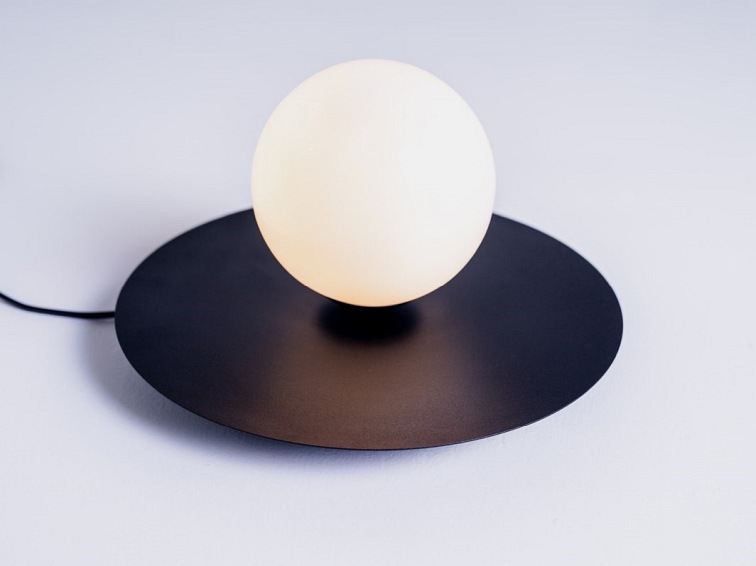 Lampa Stołowa Skiva Ball M 20x25 Czarny