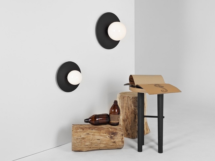 Lampa Ścienna Skiva Ball M 20x25 Czarny