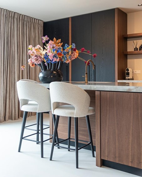 Krzesło Barowe SAVOY BOUCLE 68 Białe