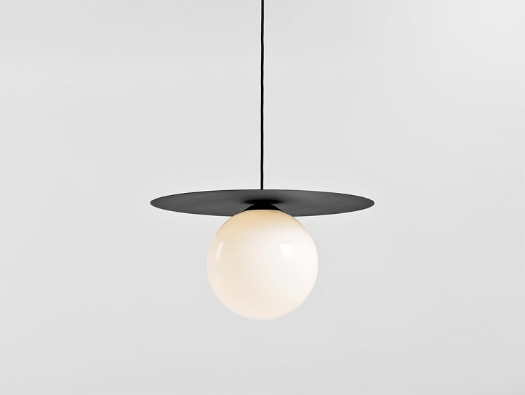 Lampa wisząca SKIVA BALL L – czarny