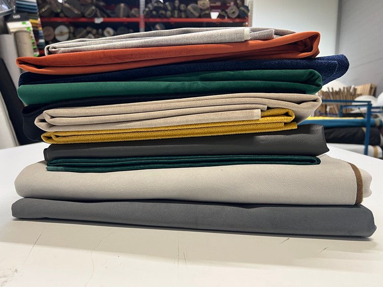 Pozostałości Tkanin MIX (1kg) - Losowe Końcówki Resztki Ścinki