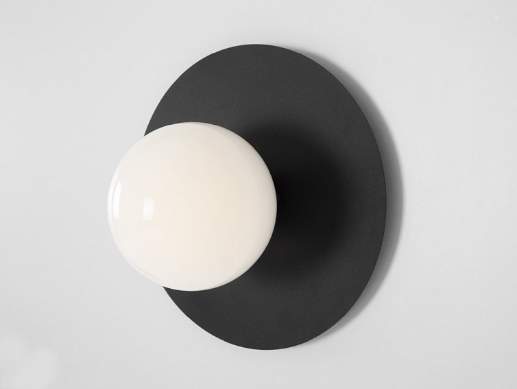 Lampa Ścienna Skiva Ball M 20x25 Czarny