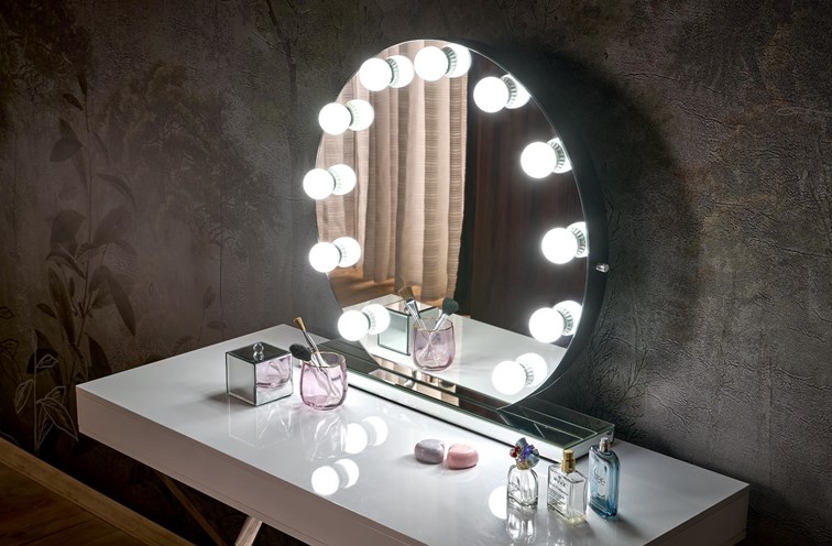 Lustro Stołowe TORANO z Oświetleniem LED Srebrny