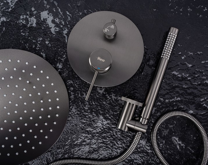 Zestaw Natryskowy Podtynkowy LUNGO GRIP + Box Tytan