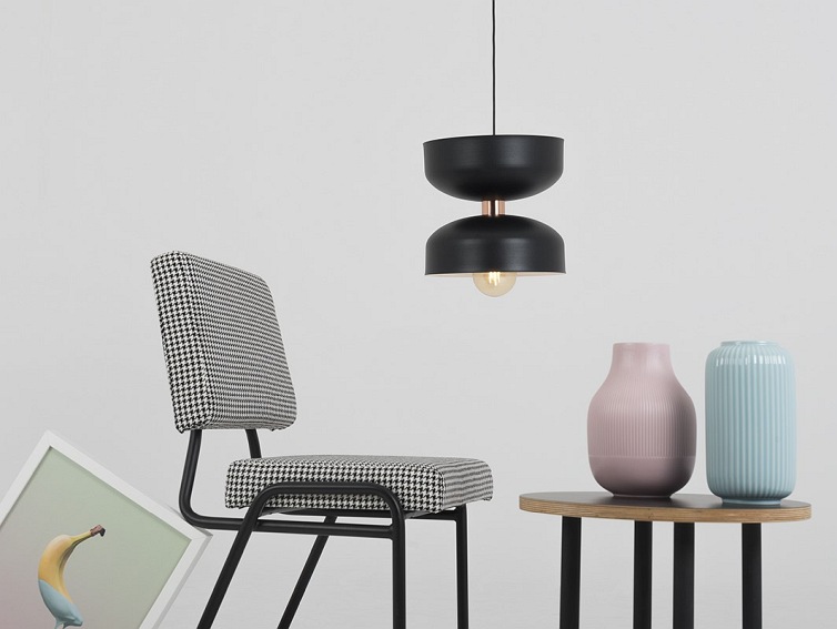 Lampa wisząca WOMAN S – czarny