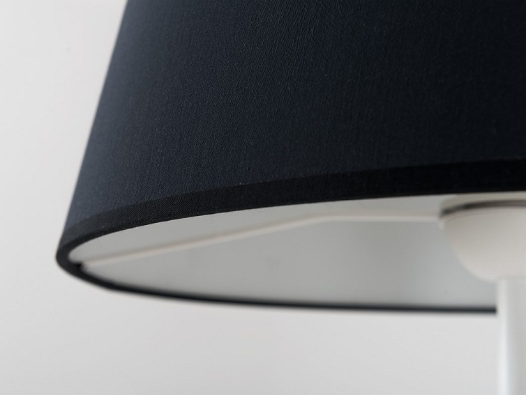 Lampa podłogowa SHADE FLOOR – klosz czarny, b