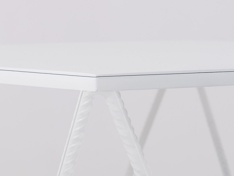 Stolik DARYL METAL 55 Biały