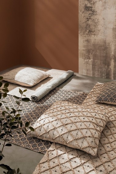 Poduszka Dekoracyjna NIRMAL 80x80cm Beżowy