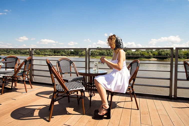 Stół CAFE PARIS 60 Ciemnobrązowy Rattan