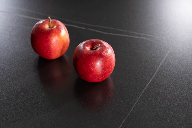 Stół Rozkładany GENESIS (180-240)x90 Jesion/Czarny