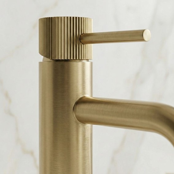 Bateria Umywalkowa Wysoka LUNGO STRIPE Złoty Szczotkowany