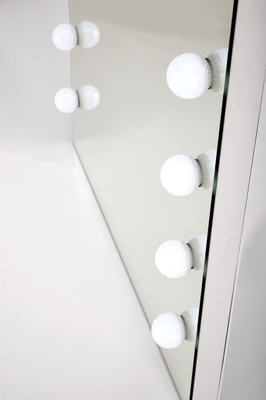 Lustro Stojące PEARL z Oświetleniem LED