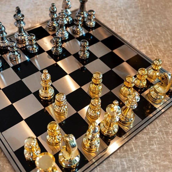 Szachy SARAY Złoty/Czarny
