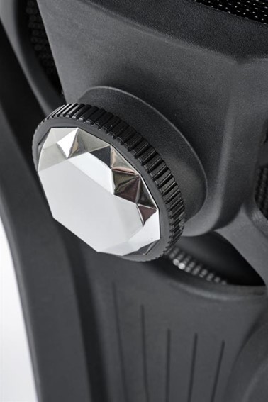 Fotel Gabinetowy OSVALDO Czarny