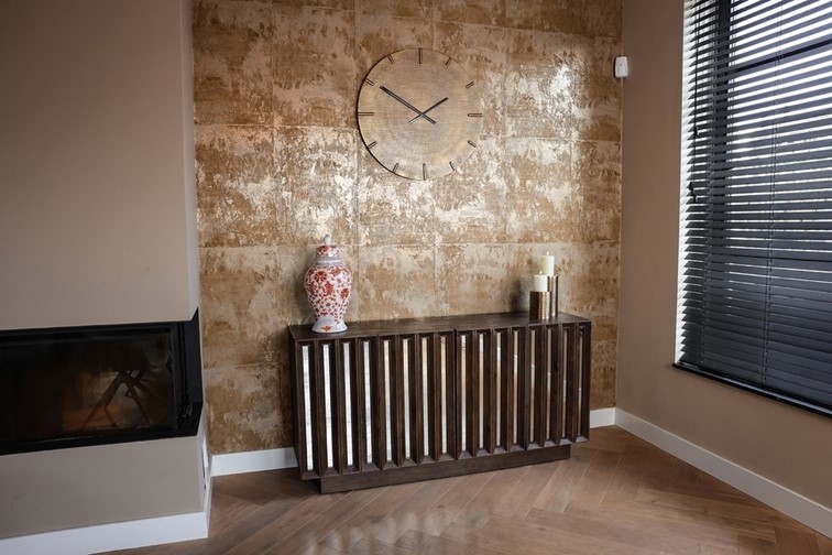 Komoda BRYANT 4-drzwiowa Brązowy