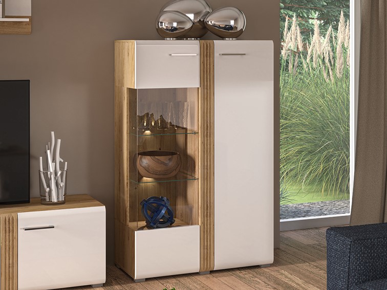 Witryna ADAGIO 03 Lewy Dąb Castello