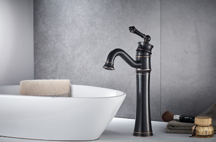 Bateria Umywalkowa Wysoka VINTAGE Czarny Przecierany