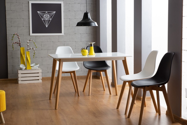 Krzesło MORIS Buk/Czarny