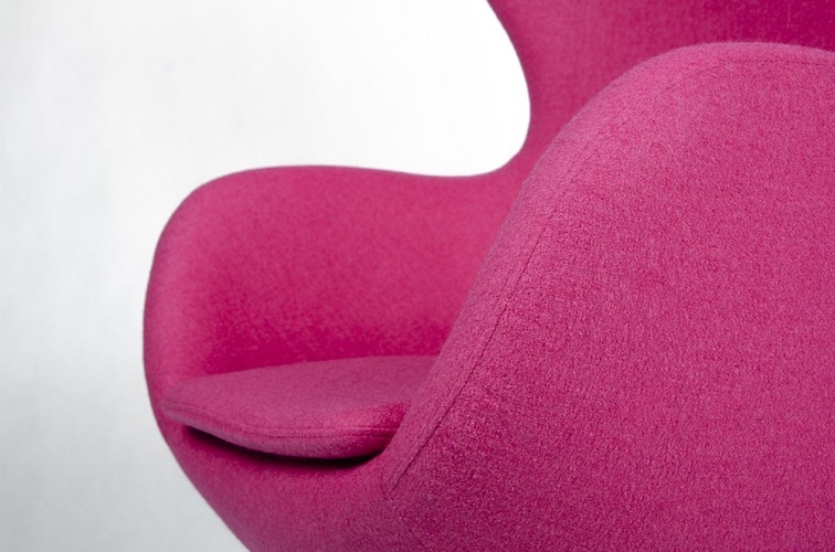 Fotel EGG Szeroki Fuksja