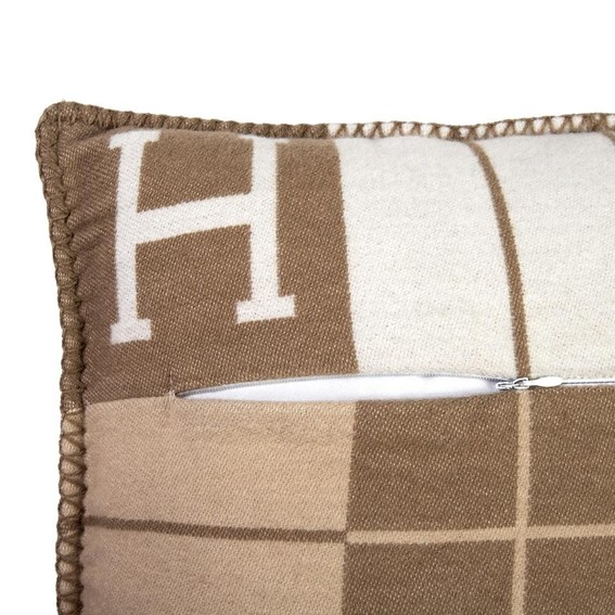 Poduszka Dekoracyjna SHP PARIS HOME Ciemny Beż