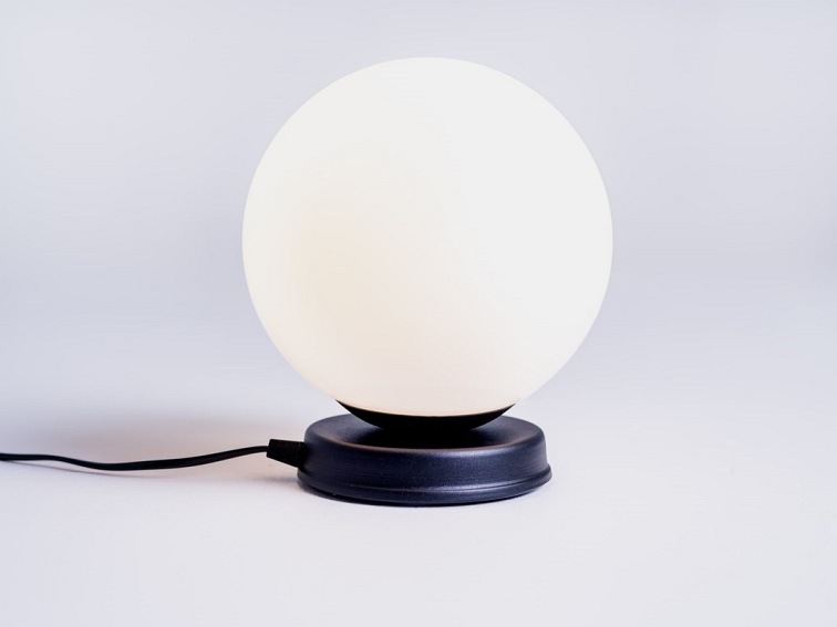 Lampa Stołowa Manen M 20x24