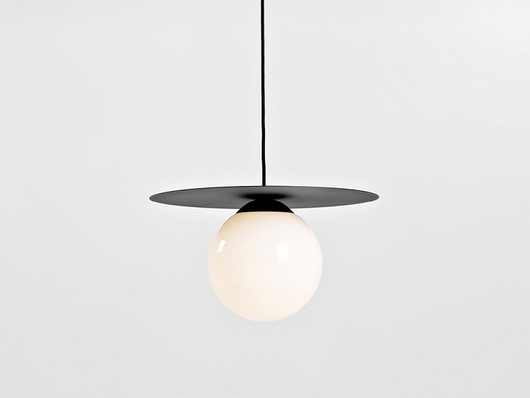 Lampa wisząca SKIVA BALL M – czarny