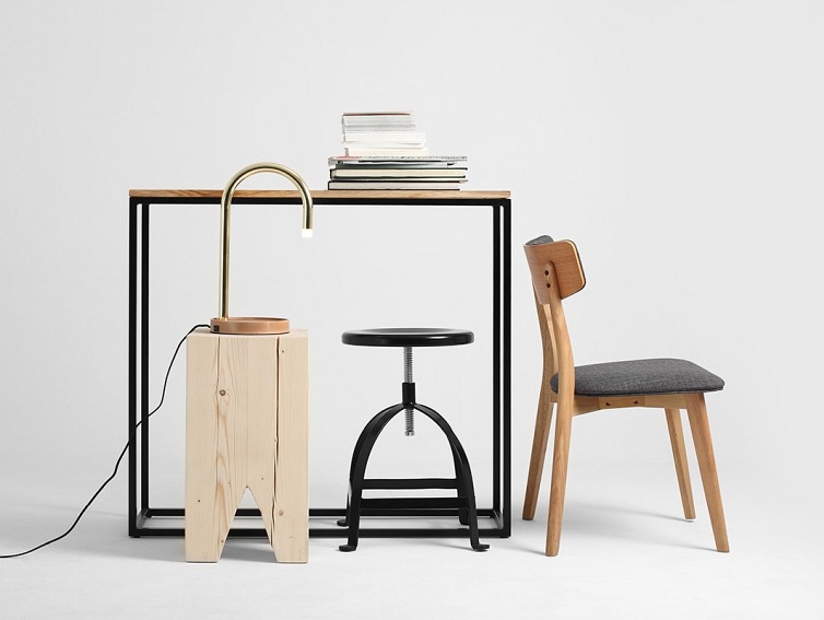 Lampa stołowa PIPER LED charge – mosiądz