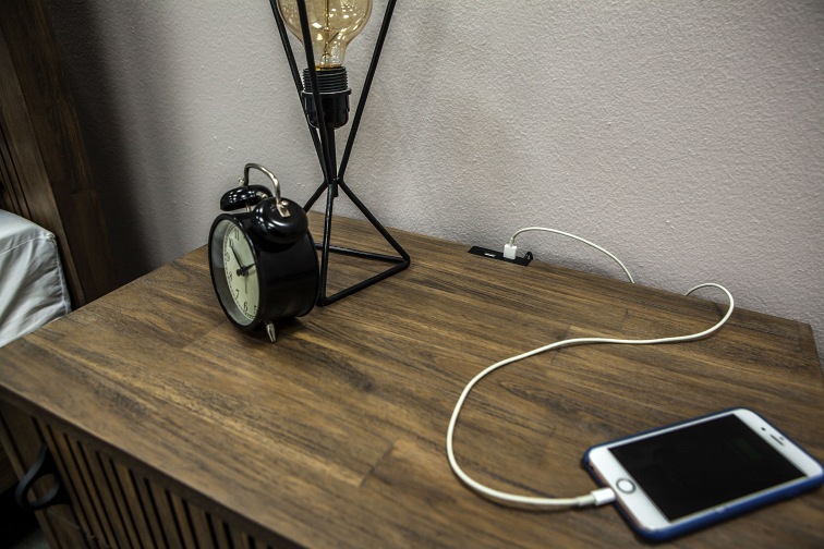 Komoda Massa D01 45x160x80 Czarny/Brązowy