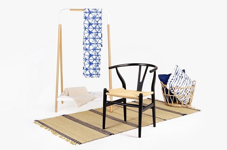 Krzesło WISHBONE Czarne Bukowe/Naturalne