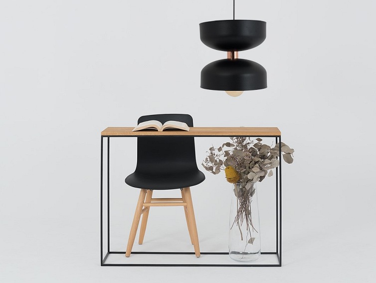 Lampa wisząca WOMAN L – czarny