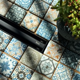 Odpływ NEOX SLIM PRO 500 Czarny