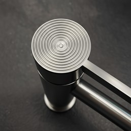 Bateria Umywalkowa Niska FOSTER Nikiel Szczotkowany